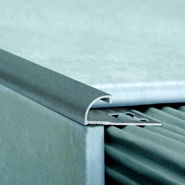 Guardacanto Bullnose<br>Stone Collection